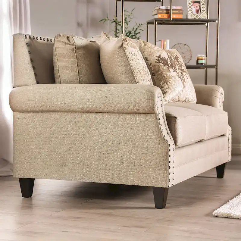 Furniture of America Qyn Traditional Beige 2-piece Living Room Set