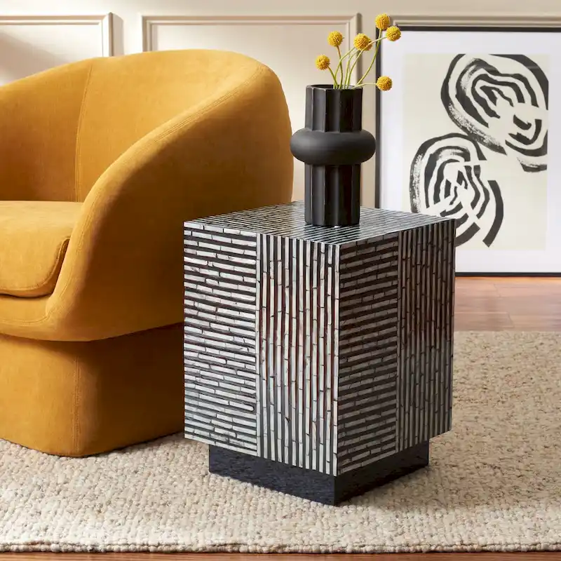SAFAVIEH Heidrun Square Stool - 14  W x 14  D x 19  H - 14Wx14Dx19H