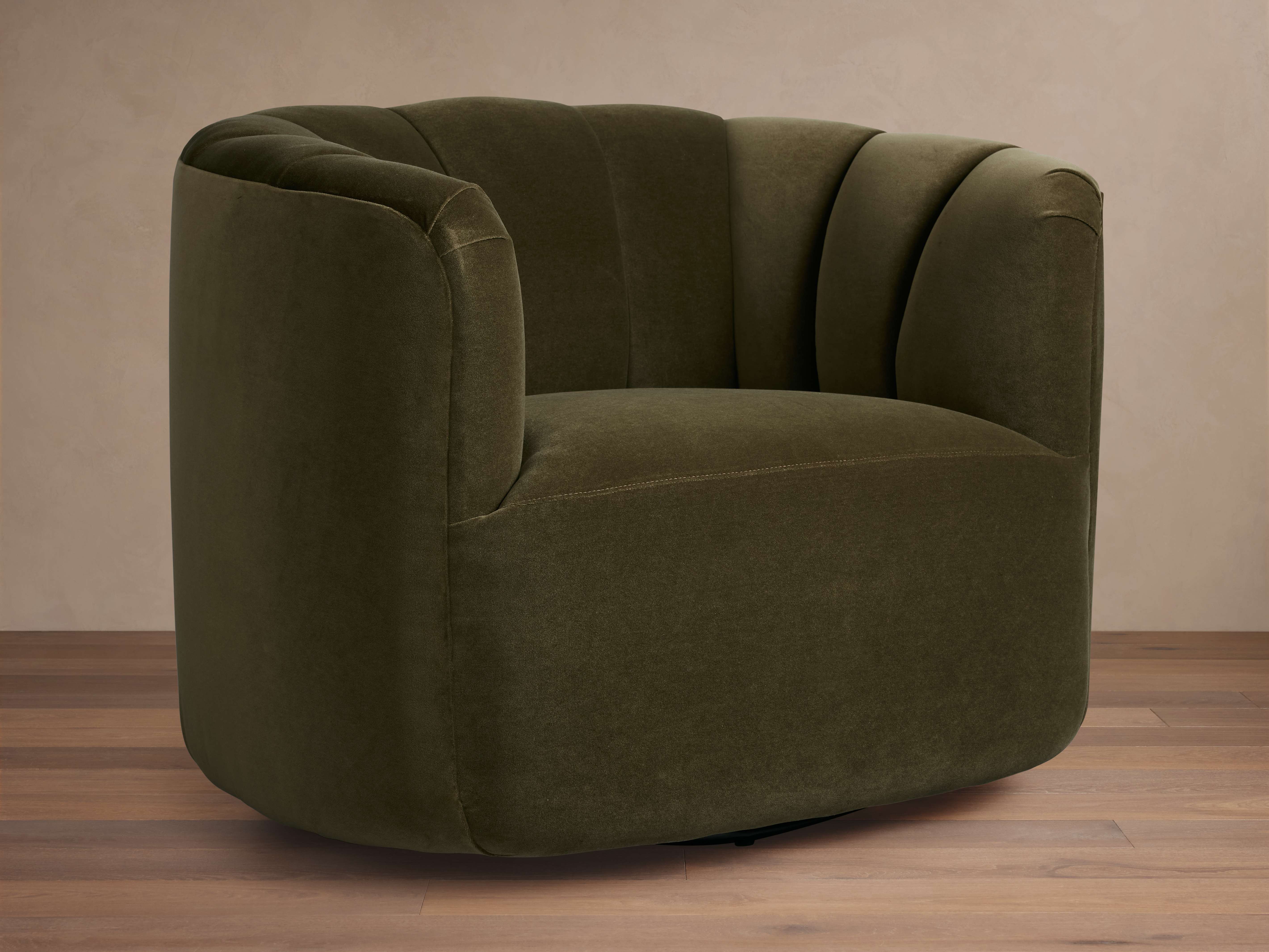 Amira Swivel Chair