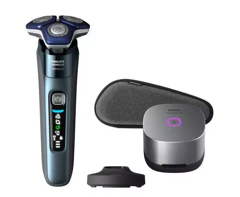 Philips Norelco Wet & Dry Men's Rechargeable Electric Shaver 7900 with UV Sanitizing Cube - S7889/91
