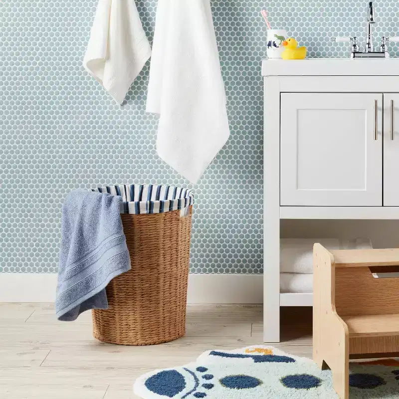Kids' Woven Hamper with Liner - Pillowfort™