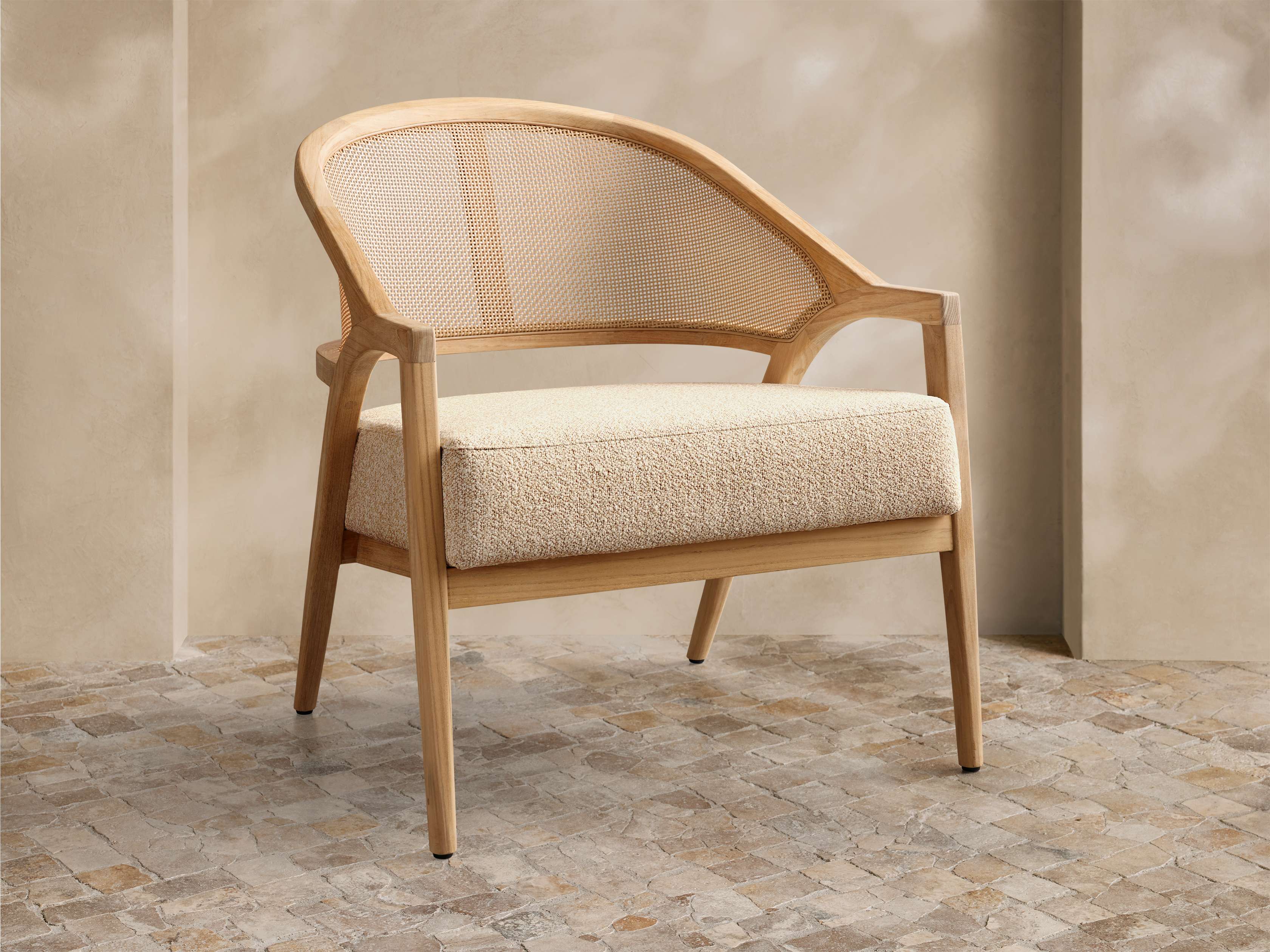 Outdoor Lounge Chair