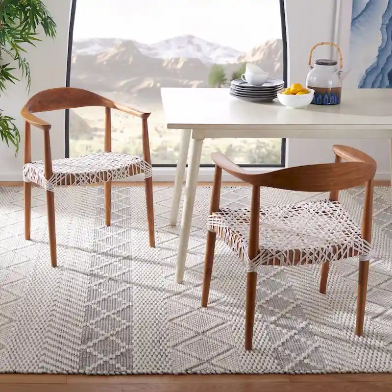 Leather Woven Accent Chair �C 25"W x 21"D x 31"H